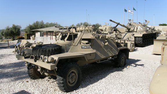 WarWheels.Net - RBY Mark 1 Light Recon Vehicle Photos